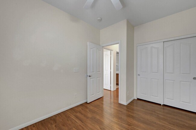 Building Photo - 8904 Nautilus Vista Ct