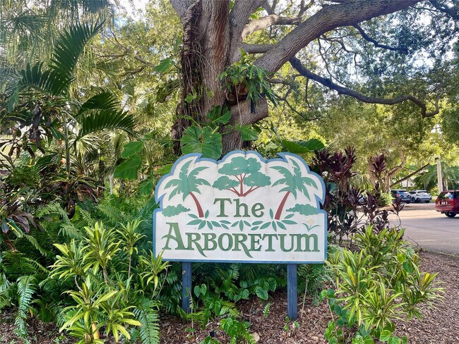 Building Photo - 57 Deer Creek Rd