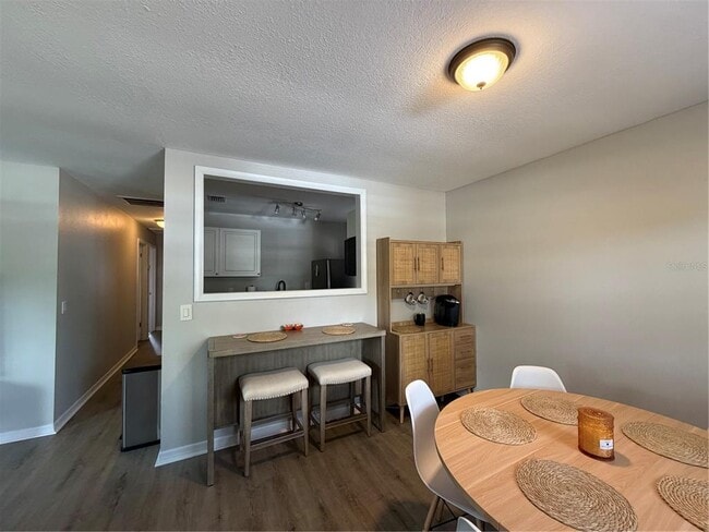 Building Photo - 1720 W Arch St