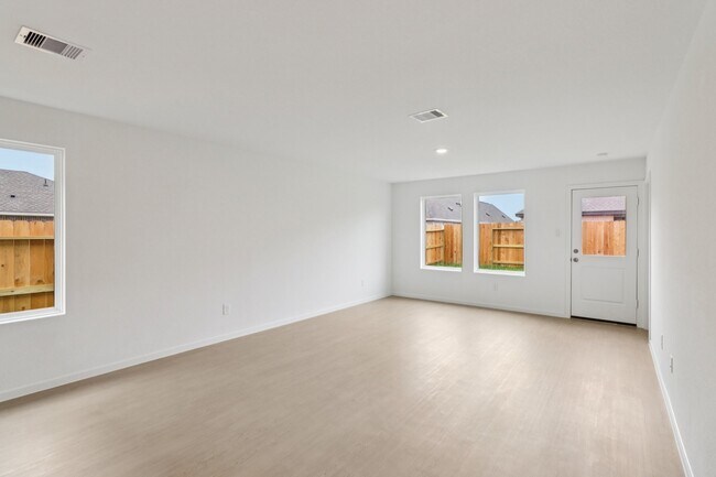 Building Photo - 28727 Texas Plns Dr