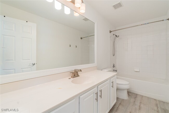 Building Photo - 2656 Sunvale Ct