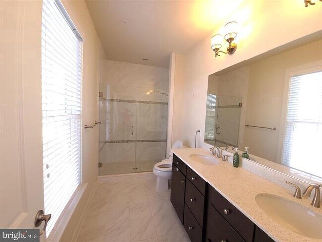 Building Photo - 11402 Ridgeline Rd