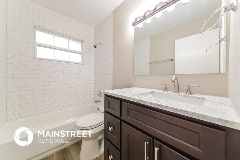 Building Photo - 5461 7th St S