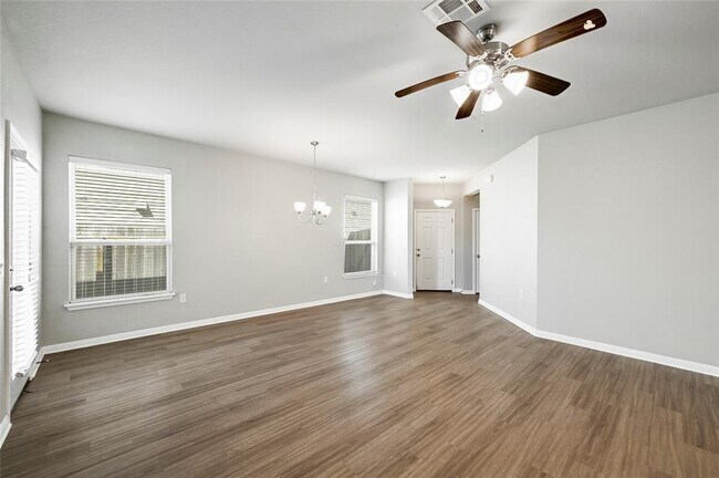 Building Photo - 821 Fortrose Ter