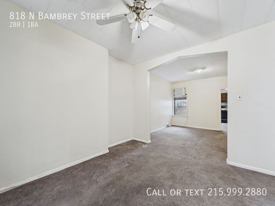 Building Photo - 818 N Bambrey St