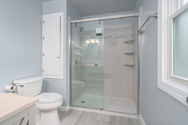 Building Photo - 4 Bedroom Home in Richland