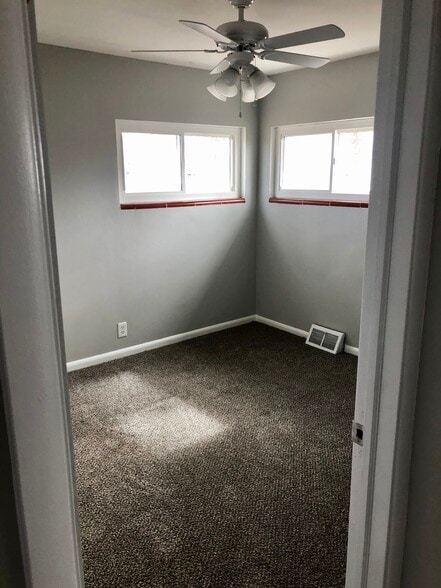 Building Photo - 114 W Cumberland St