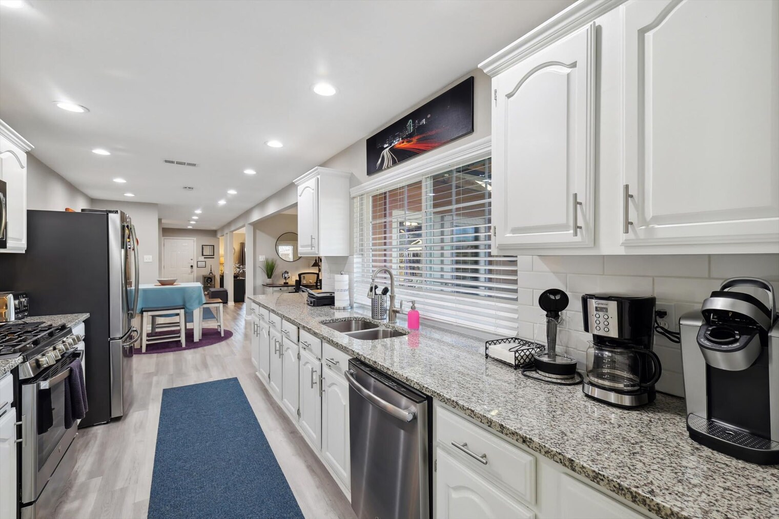 Building Photo - 2914 Flagstone Dr