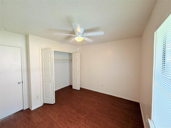 Building Photo - 1215 Ridgemont St