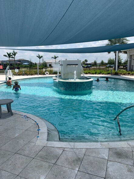 Building Photo - 8610 Backshore Ln