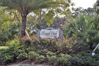 Building Photo - 915 Willow Dr