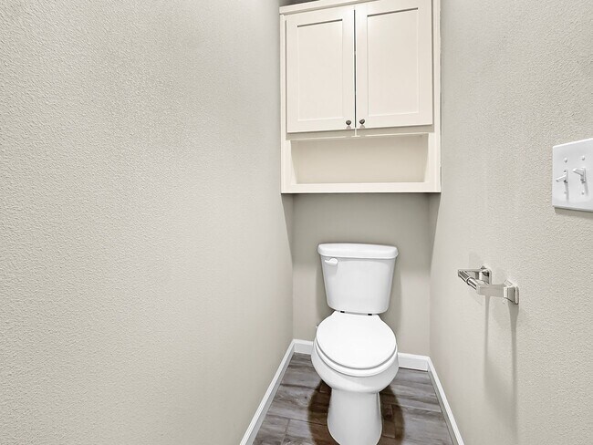 Building Photo - Stunning New Construction in Broken Arrow!