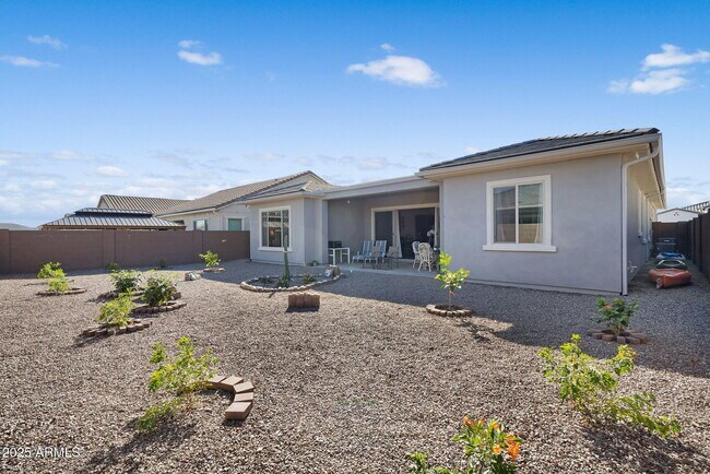 Building Photo - 866 W Flatiron Trl