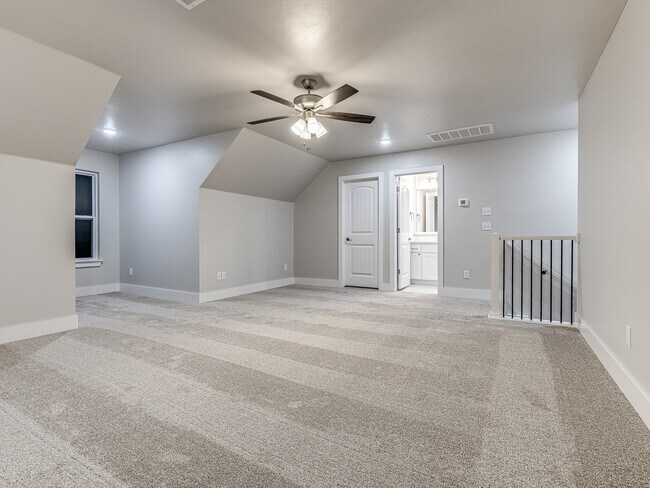 Building Photo - 8225 Jenny Ln
