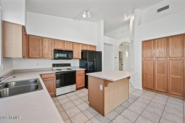 Building Photo - 3920 N 113th Ave