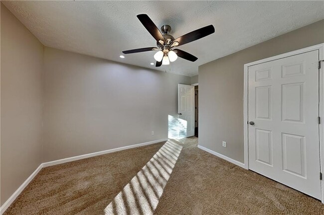 Building Photo - 5796 Shoal Creek Dr