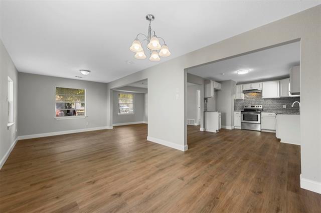 Building Photo - 1502 Kent Dr