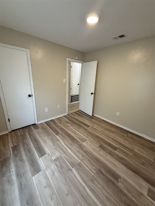 Building Photo - Recently updated in 2026 - Lovely 3 bedroom 2 bath home for lease in south Bossier City LA 71112