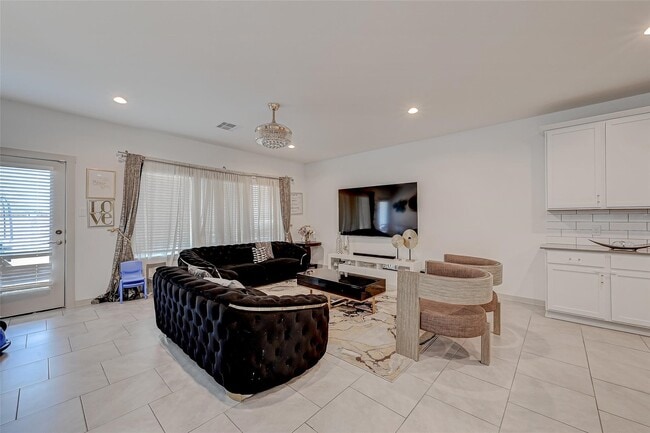 Building Photo - 29526 Wilkerson Ln