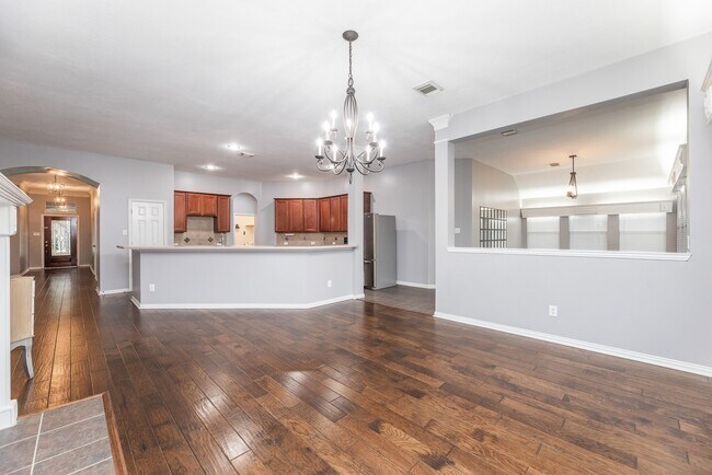 Building Photo - 8819 Rocky Knoll Ln