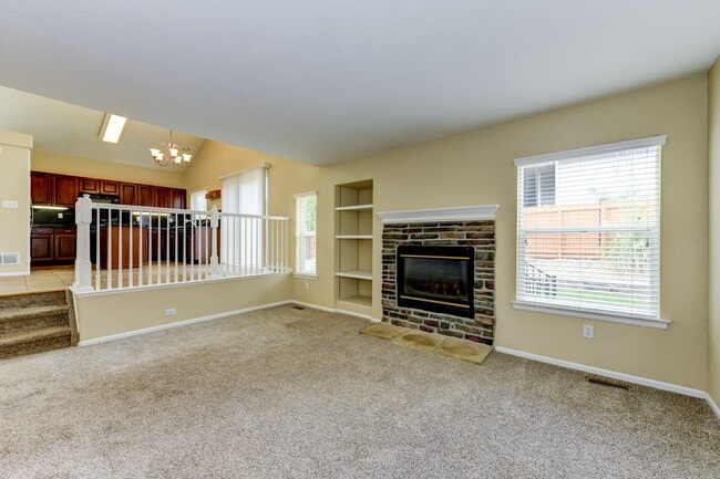 Building Photo - Beautifully Updated 3-Bed Home in Arapahoe...