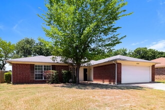 Building Photo - 4200 Cypress Springs Dr