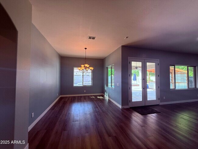 Building Photo - 3123 W Melody Dr