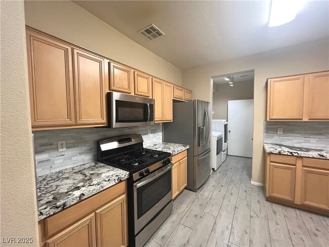 Building Photo - 673 Peachy Canyon Cir