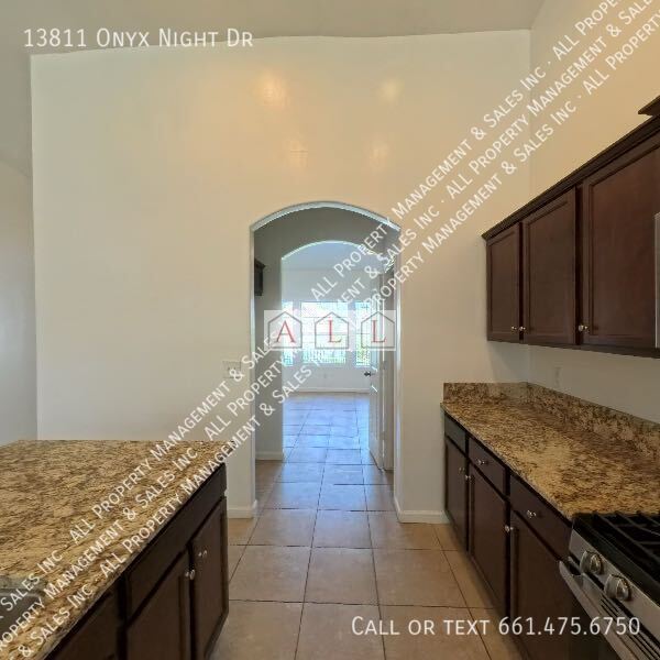 Building Photo - 13811 Onyx Night Dr