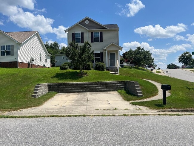 Building Photo - Charming Knightdale Residence, Available Now!