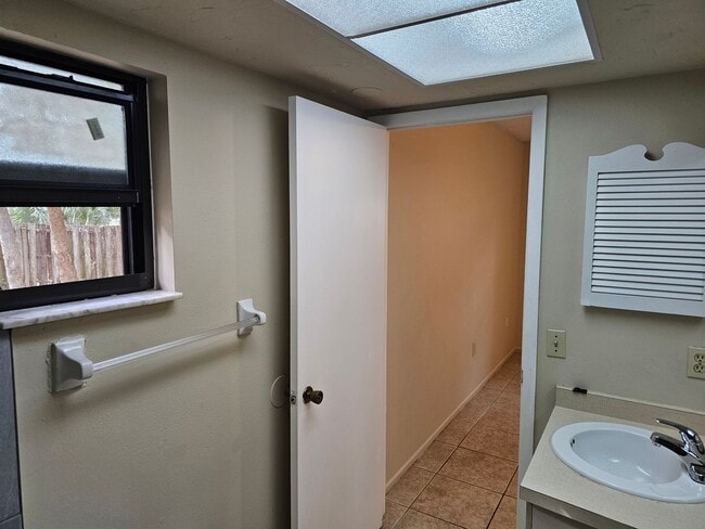 Building Photo - Welcome Home