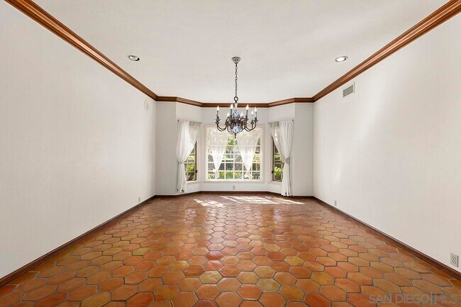 Building Photo - 6350 Calle Del Campanario