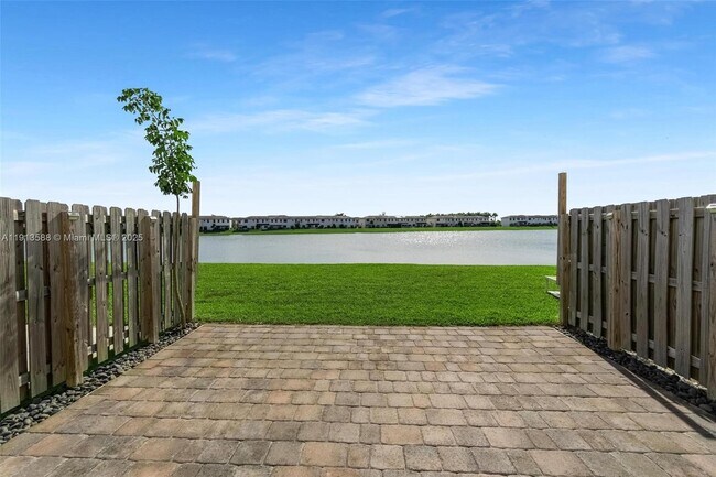 Building Photo - 10158 SW 228th Terrace