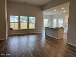 Building Photo - 1655 White Starfish Ct