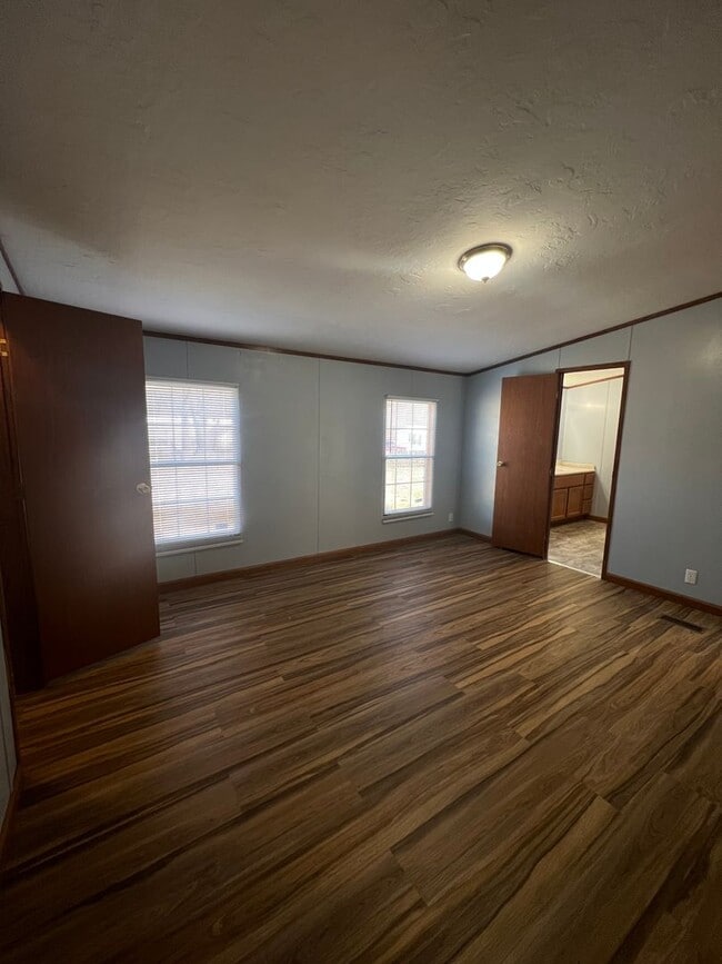 Building Photo - Caryville 37714 - COMING SOON! 3 bedroom, 2 bath home - Contact Chad Weeks (865) 567-6193