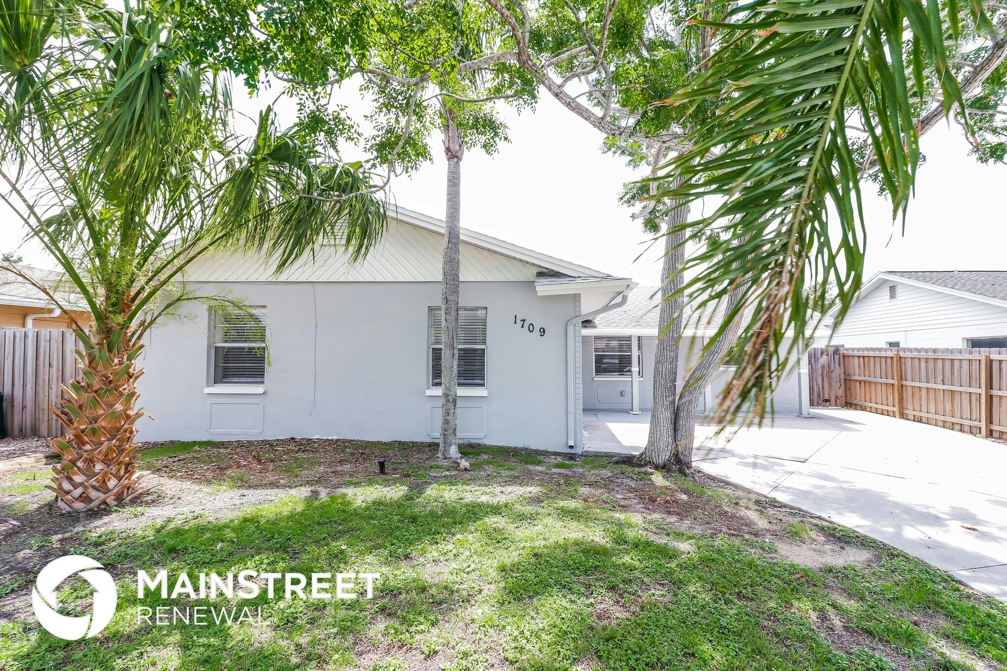 Building Photo - 1709 Stonehaven Way