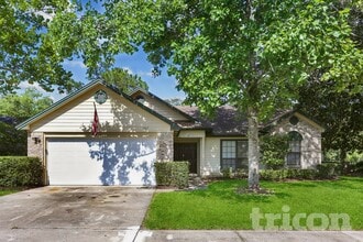 Building Photo - 1487 Rose Hill Dr E