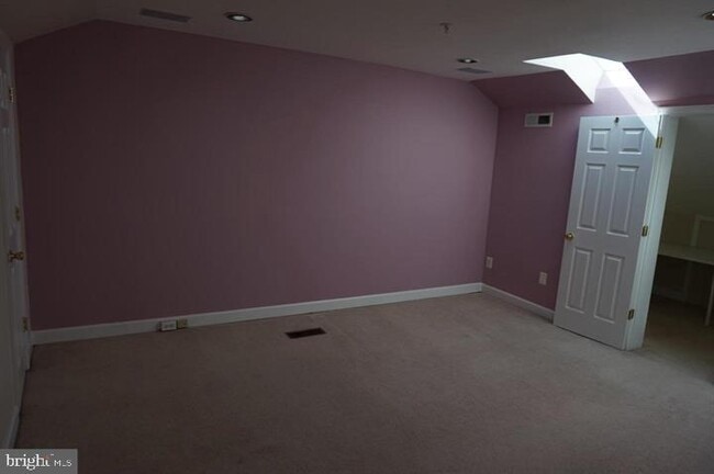Building Photo - 8036 Kidwell Town Ct