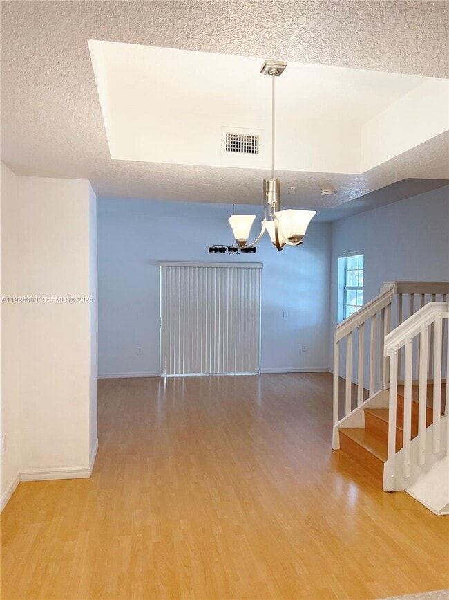 Building Photo - 8940 NE 8th Ave