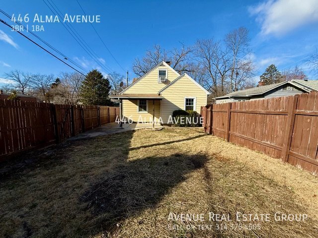 Building Photo - Charming 3-Bedroom Home in Webster Groves ...