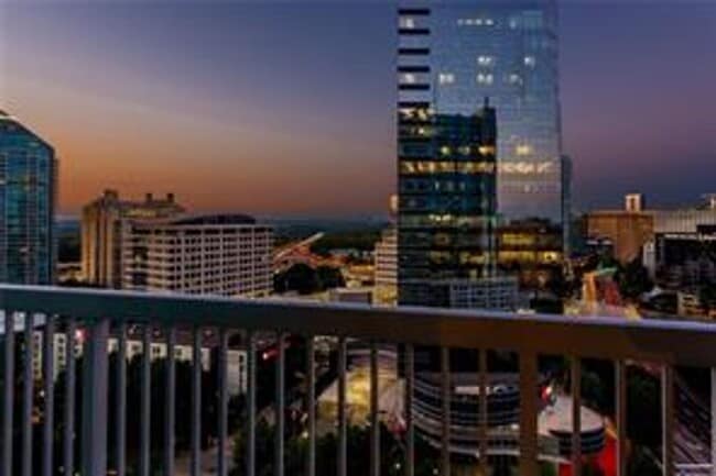 Building Photo - 1 Bedroom + 1 Bath with Views of Buckhead!