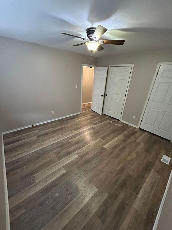 Building Photo - 116 Grether Ave