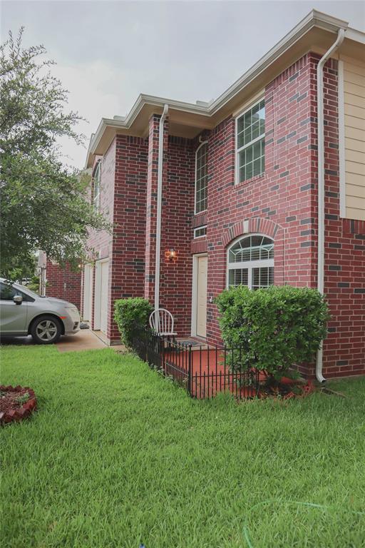 Primary Photo - 1110 Crestmont Pl Loop