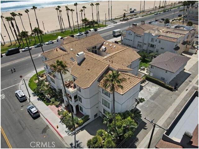 Building Photo - 1000 CA-1
