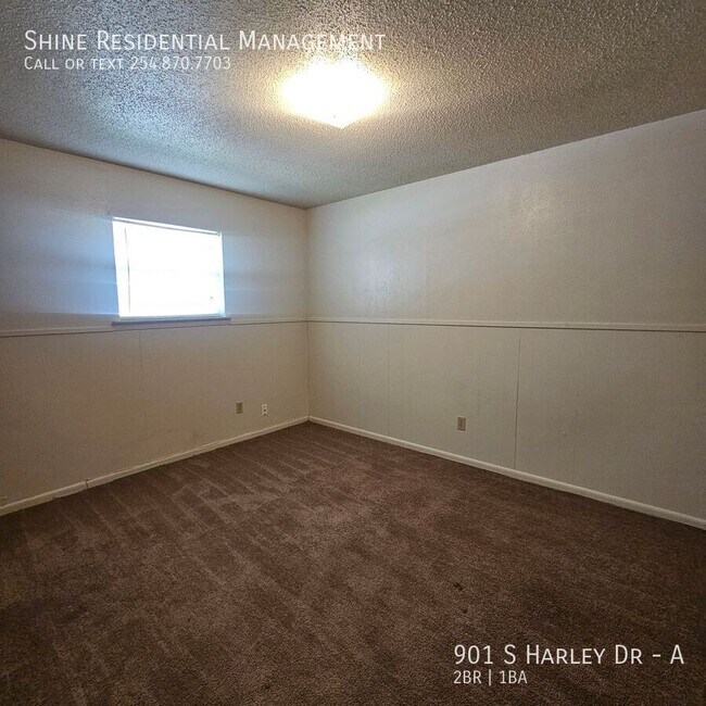 Building Photo - 901 Harley Dr
