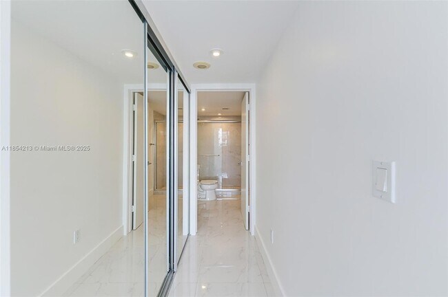Building Photo - 5701 Collins Ave