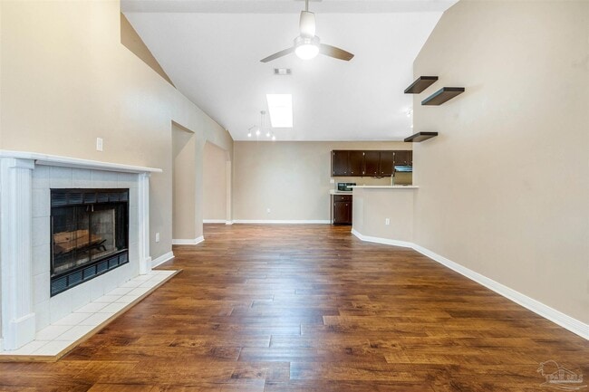 Building Photo - 2060 Cambridge Cir