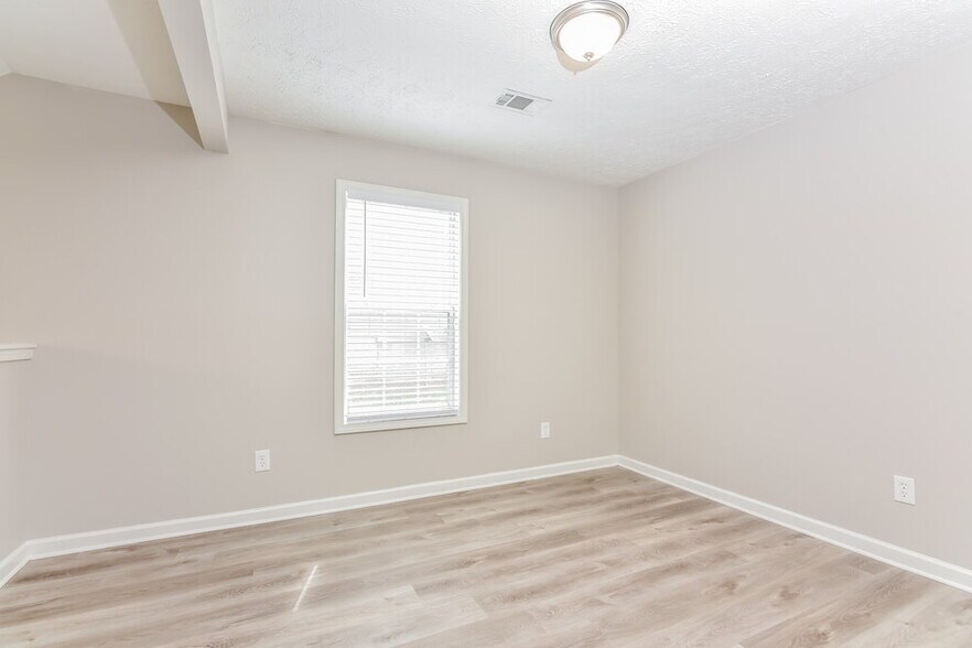 Building Photo - 2925 Winding Grove Dr