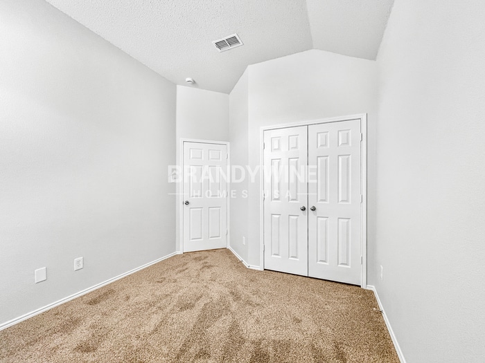 Building Photo - 3318 Lochwood Dr