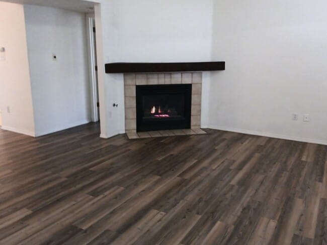 Building Photo - 3 Bedroom, 2 Bathroom Home! Schedule a Showing Today!